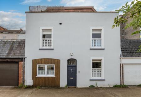 6 Harley Mews-2_EDIT.jpg