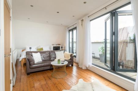 6 Harley Mews-23.jpg