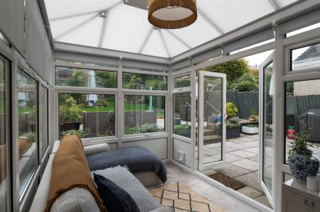 2 Dentwood Grove-17.jpg