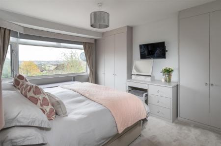 2 Dentwood Grove-19.jpg