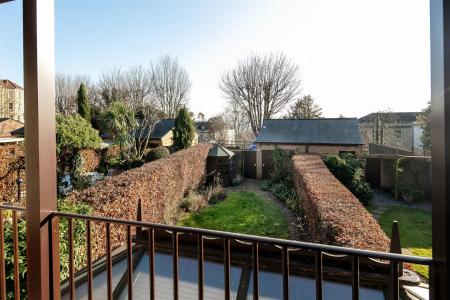 6 Royal York Mews-4 - Copy.jpg