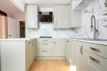 6 Royal York Mews-11.jpg