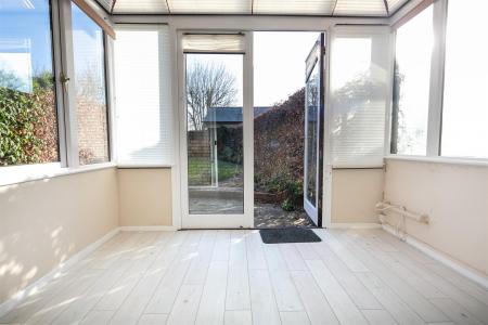 6 Royal York Mews-7.jpg