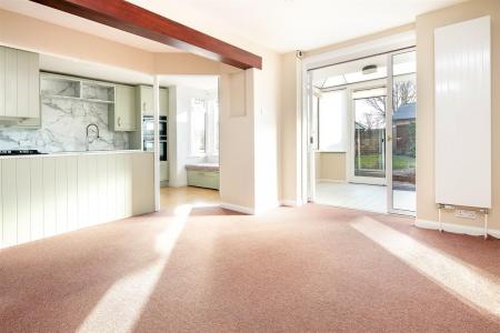 6 Royal York Mews-8.jpg