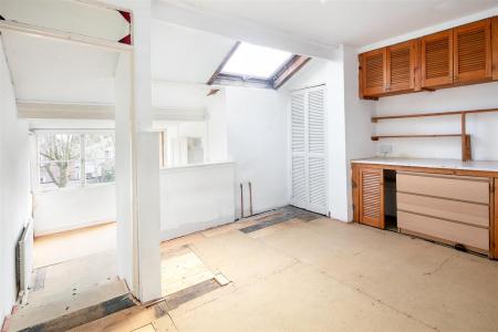 34 Kingsdown Parade-10.jpg