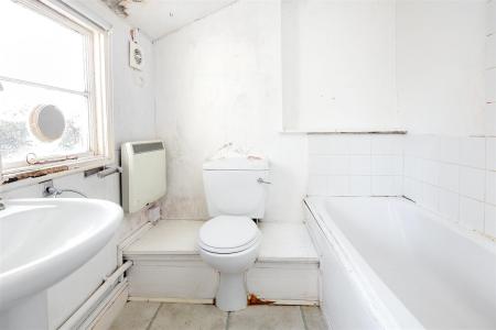 34 Kingsdown Parade-9.jpg