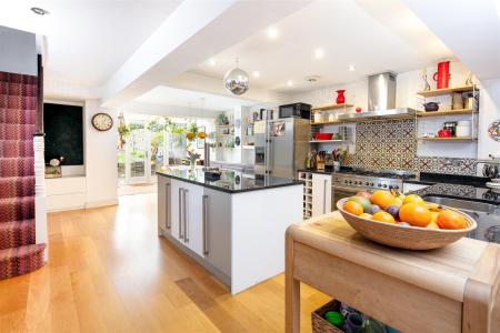 63 Freemantle Road-6.jpg