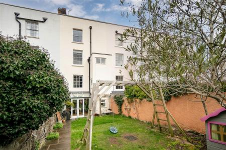 63 Freemantle Road-2.jpg