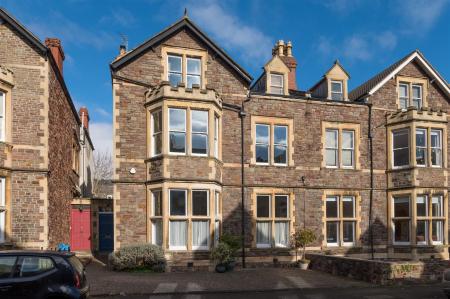 16 Mortimer Road-2.jpg