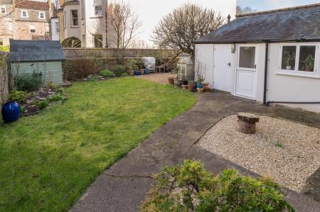 16 Mortimer Road-4.jpg