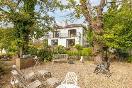 Bridge View House-6.jpg