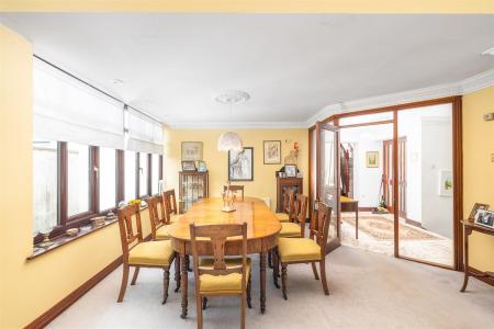 Bridge View House-10.jpg