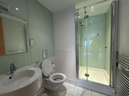 ensuite edited.pg.jpg