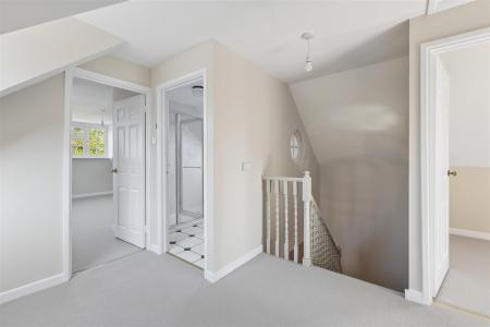 105452_24A Druid Stoke Avenue(12).jpg