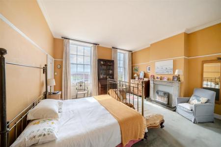 nest-102.jpg