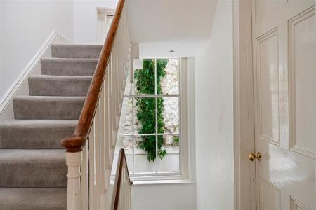106PrincessVictoriaSt_049 (1).jpg