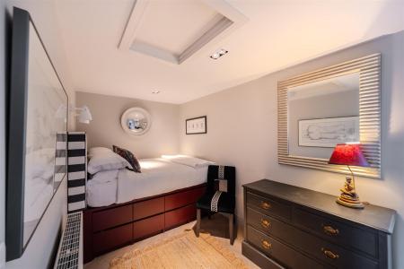 nest-50.jpg