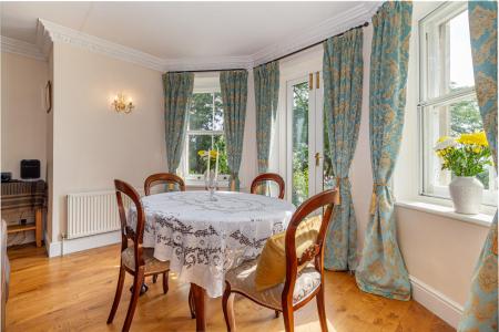 Dining-room-2.jpg