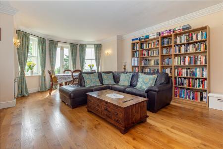 Living-room-1.jpg