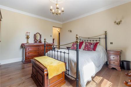 Bdroom-1-4.jpg
