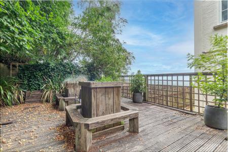 Garden-4.jpg