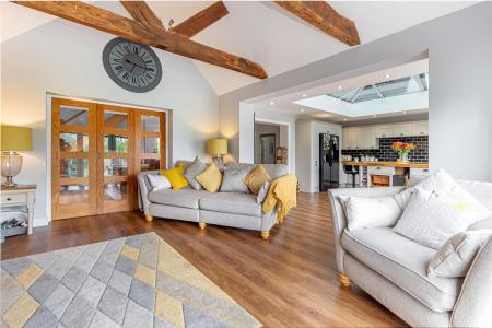 Living-room-4.jpg
