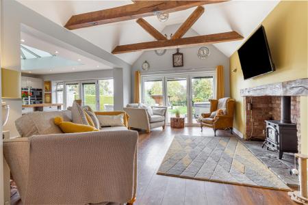 Living-room-5.jpg
