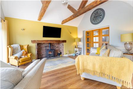 Living-room-2.jpg