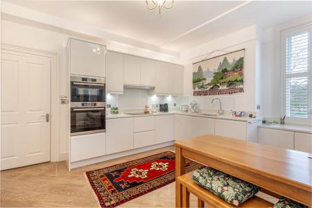 Kitchen-3.jpg