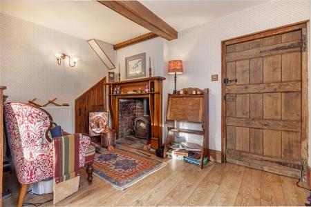 Living-room-2.jpg