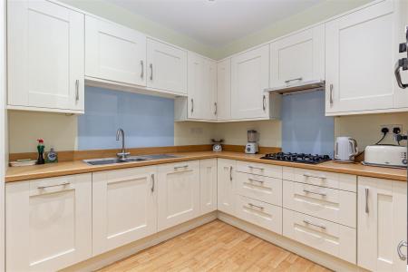 Kitchen-4.jpg