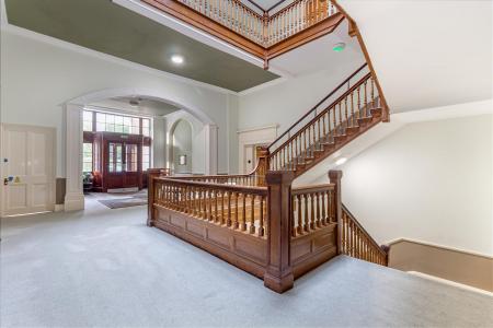 Hallway-.jpg