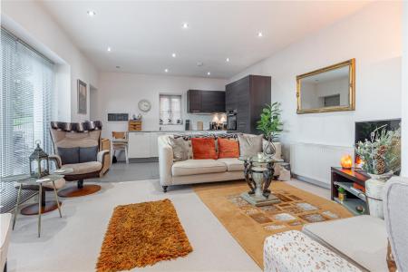 Living-room-4.jpg