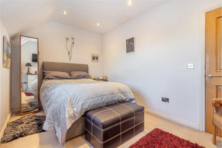 Bedroom-1-2.jpg