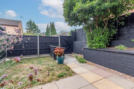 Garden-4.jpg