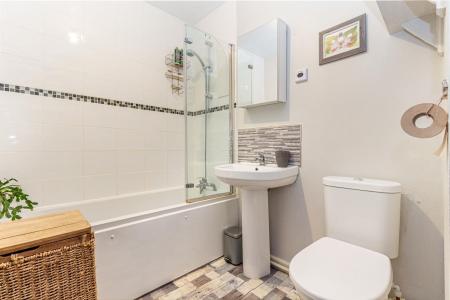 Bathroom-1.jpg