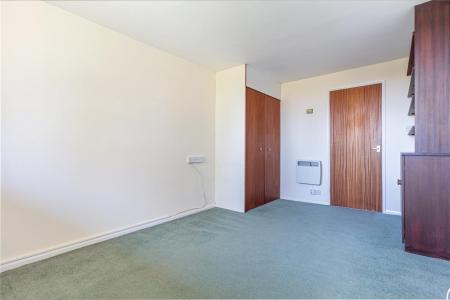 bedroom-1-2.jpg