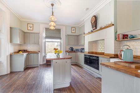 Kitchen-1.jpg