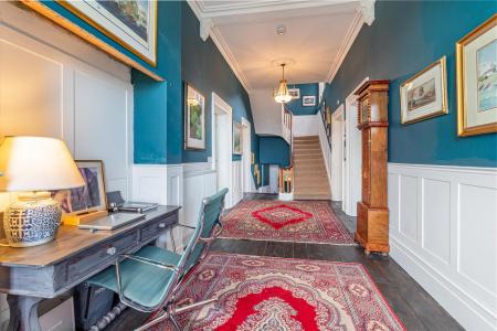 Hallway-7.jpg