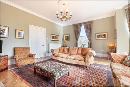 Living-room-6.jpg