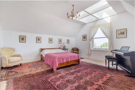 Bedroom-.jpg