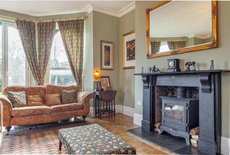Living-room-8.jpg