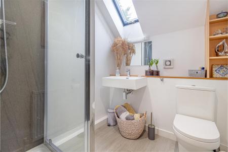 Shower-room-1.jpg