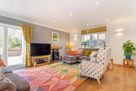 Living-room-2.jpg