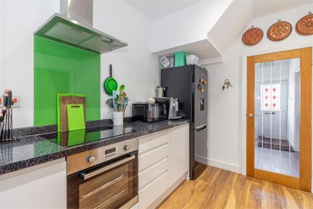 Kitche-2.jpg