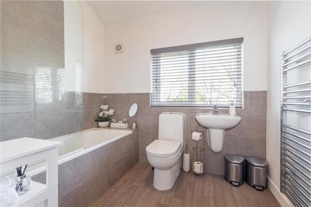 Bathroom-1.jpg