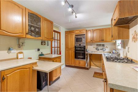 Kitchen-3.jpg