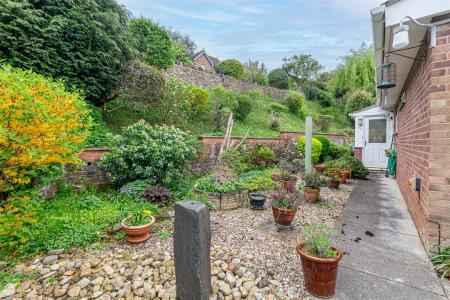 Garden-3.jpg