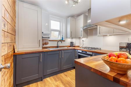 kitchen-1.jpg