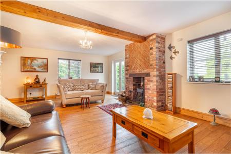Living-room-6.jpg